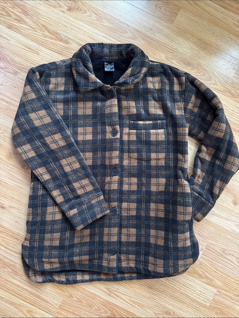 Cozy CuddlDuds Plaid Button-Up Shacket 🔅 size S